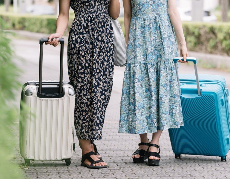 夏の旅行を快適にする！持ち物・旅先の選び方