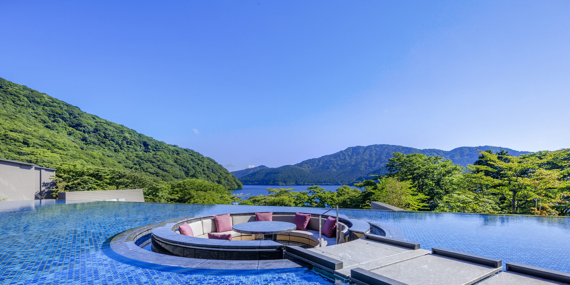 箱根・芦ノ湖 はなをり（神奈川県・箱根町元箱根）