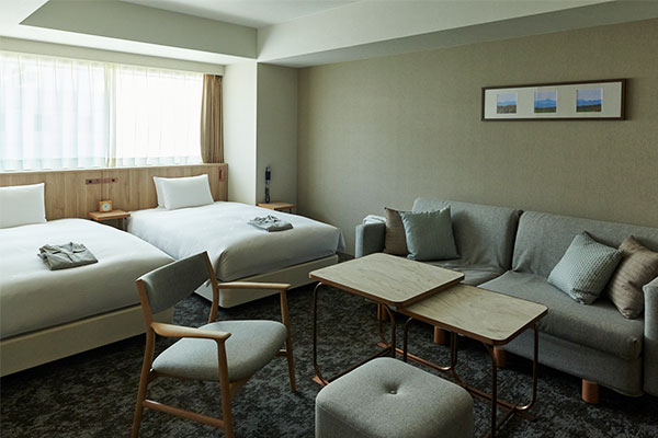 「アートルーム」７０室がオープン、“アートと泊まる”ホテルへ 全181室の大規模リニューアルが完了 ～北海道在住アーティストの作品に囲まれた特別なご滞在を～