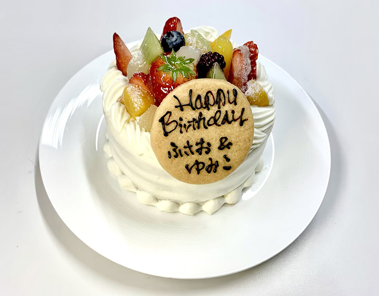 【記念日プラン】お誕生日や記念日などのお祝いに！選べるホールケーキ付／1泊2食付