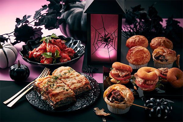 モンスターたちやハロウィーン感あふれる料理がワクワクさせる 「秋のハロウィーンビュッフェ」 ９月９日から開催 ～ポートではハロウィーン期間限定の宿泊プランも販売～