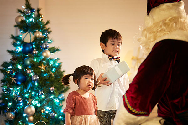 サンタがお部屋にプレゼントをお届けするプランなど「クリスマス特別宿泊プラン」を販売~大好きな人の笑顔に出会って、とっておきのクリスマスを!~