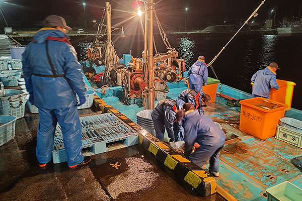 黒部・宇奈月温泉 やまのは 魚津漁港の“もったいない魚”を揚げたてアジフライやお刺身で宇奈月温泉初の低利用魚ビュッフェメニューを開始