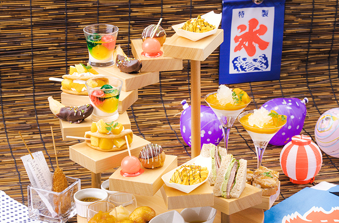 焼きそば、たこ焼き、りんご飴！夏を先取り、夜店メニューがかわいくレトロなスイーツに！