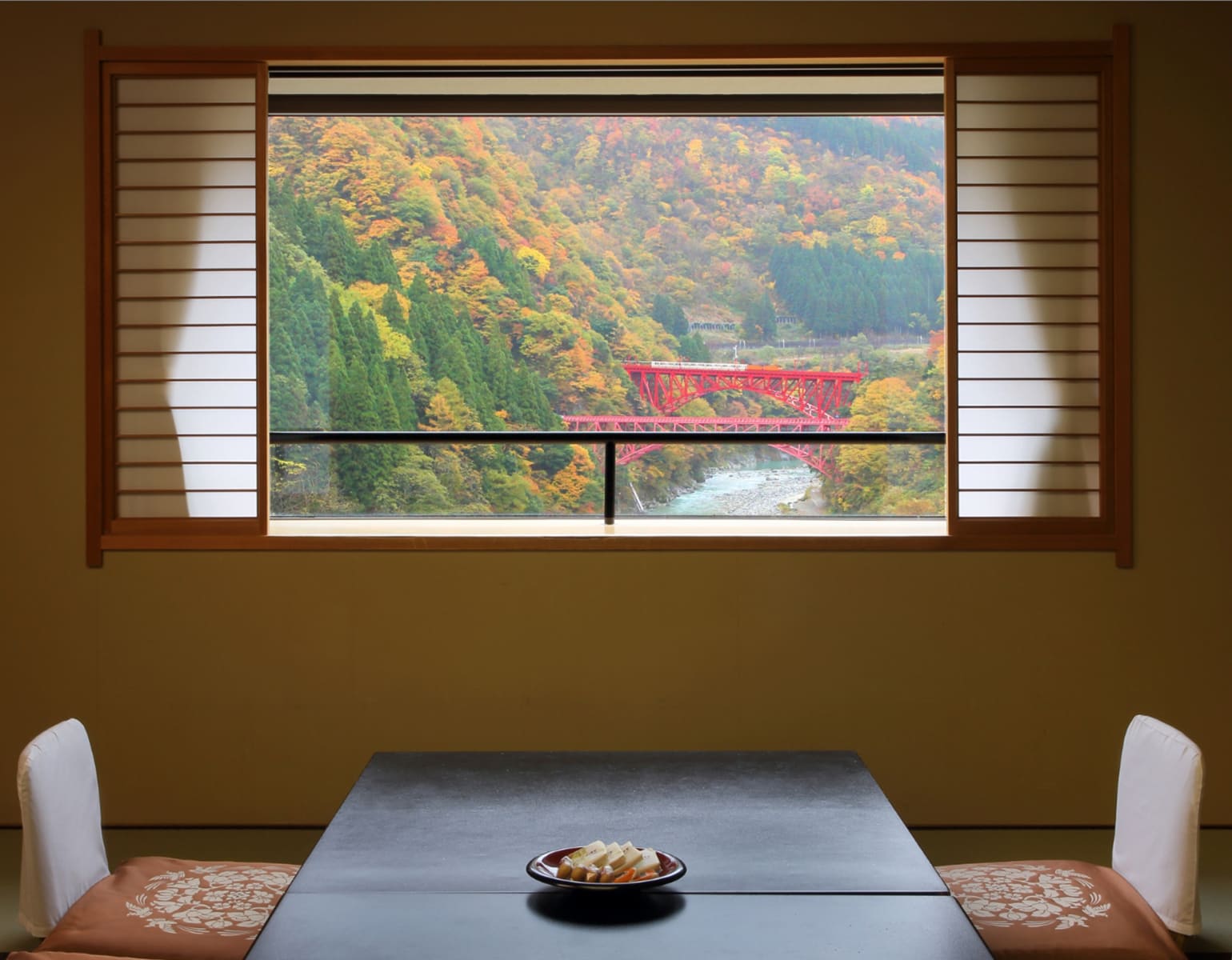 ▲本館スタンダード和室川側