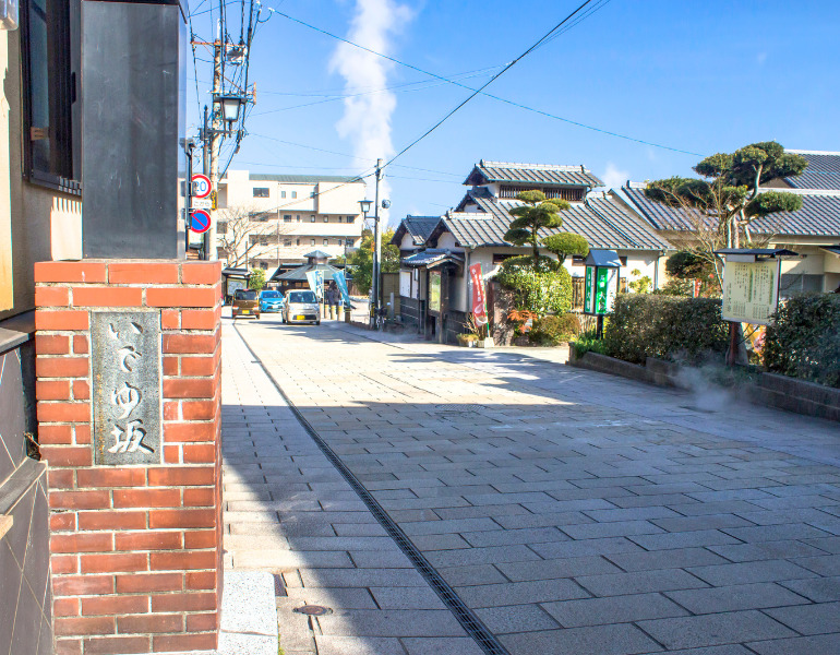 レトロが息づく別府・鉄輪温泉で 私をほぐす、素（す）っぴん旅｜にっぽん旅めぐり