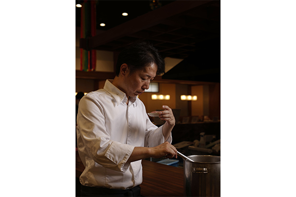 会津を愛するカップルに贈る、伝統×進化の新婚礼料理こだわりデザートで締めくくる、心弾む特別な1メニューに
