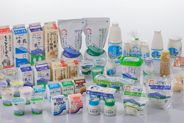 長年愛される地元牛乳の魅力を温泉で再発見会津中央乳業×御宿 東鳳「べこ乳フェス」開催！