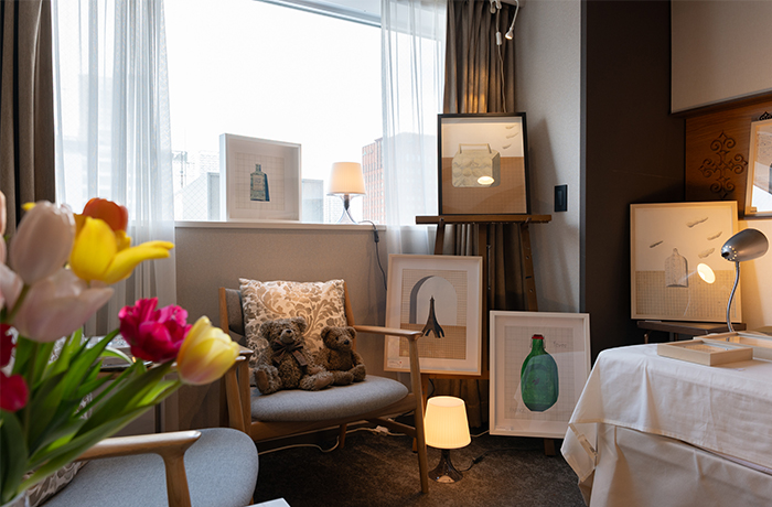 客室がギャラリーに変わる「PLUS ART FAIR 2026」を2026年4月3日（金）より3日間限定開催