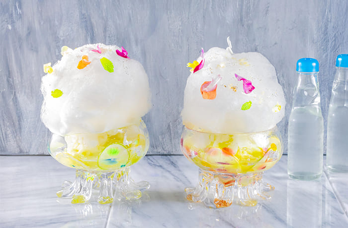 “綿菓子が消える”変化系かき氷の進化！シャリシュワ食感がクセになる「シャリシャリメロンクリームソーダ～綿菓子とラムネと～」7月1日（火）よりスタート！