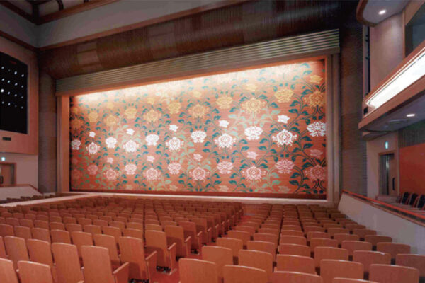 100年以上の歴史を誇る大阪松竹座閉館前ラスト企画！ステージ体験ツアーチケット付き宿泊プランが登場