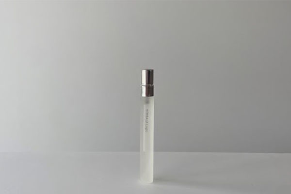 富山県産の紫蘇を使用したフレグランスで四季折々の香りを楽しむ空間演出を展開